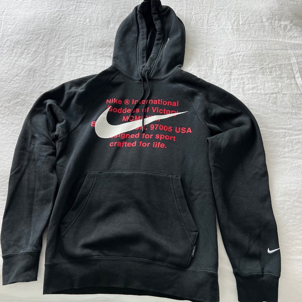 Nike LS Pullover Hoodie